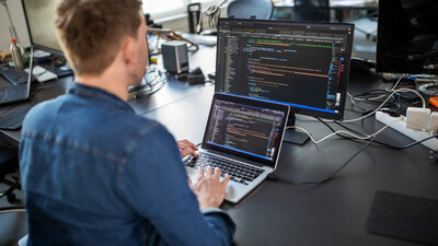 IT-Kenntnisse im Lebenslauf: So überzeugst du mit deinen digitalen Skills