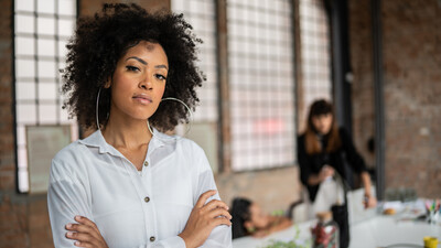 Narzisstische Kolleg*innen: Wie sie ticken und wie man mit ihnen umgeht